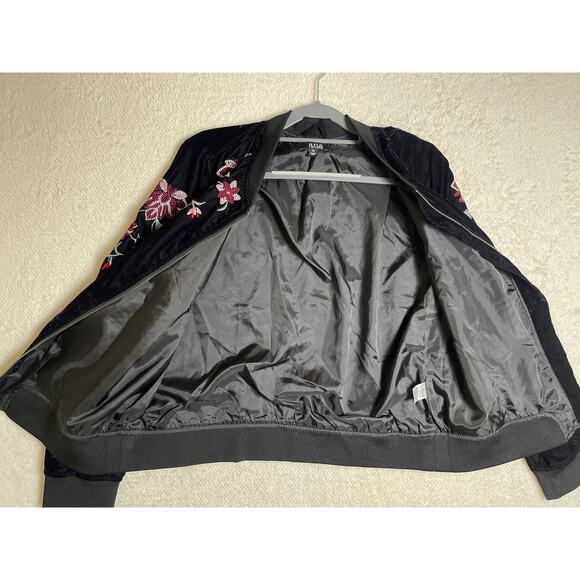 A.N.A Women's Velvet Embroidered Floral Romantic Whimsygoth Western Jacket XL - Picture 4 of 8